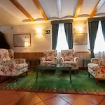 Aparthotel Vilagaros Garos